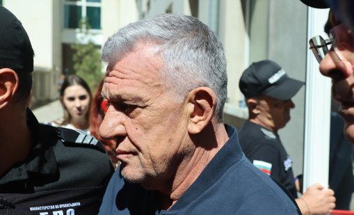 Паскал сключи сделка с прокуратурата за условна присъда и глоба