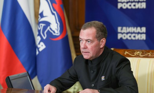 Медведев: На закона &bdquo;Греъм&ldquo; трябва да се отговори с езика на военното възпиране