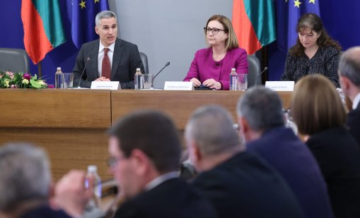 Гюров към новите областни: Очаквам отлична организация за честни избори