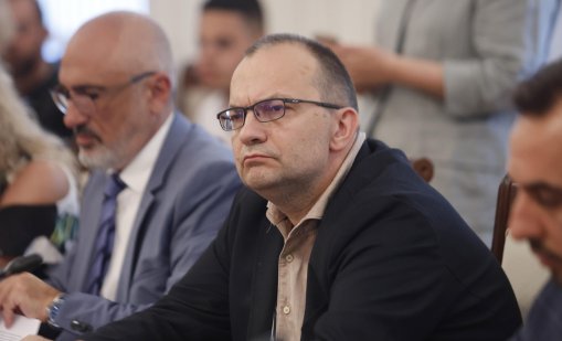 Димитров: Бюджетът ни връща към Виденовата криза