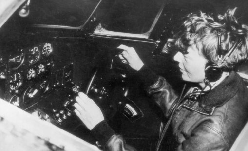 Какви са били последните думи на Амелия Еърхарт?