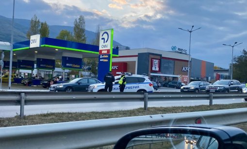 Огромно задръстване на Околовръстно шосе, катастрофирала е полицейска кола