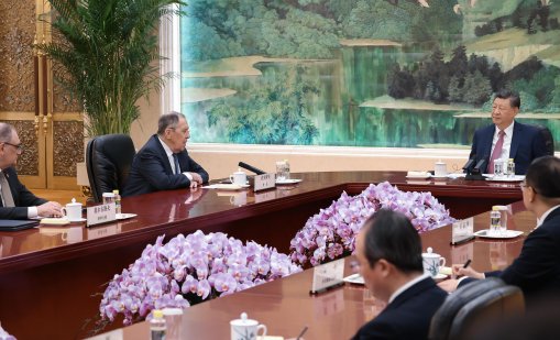 Защо Америка и Китай се нуждаят от АСЕАН