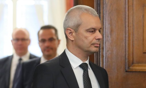Костадинов: Старата любов между ПП-ДБ, ГЕРБ и ДПС ръжда не хваща