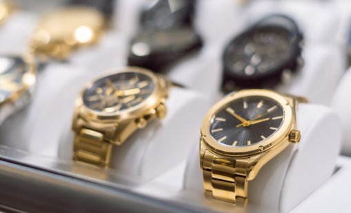 Как Гюлиян съчетава традиция, стил и модерно усещане в света на часовниците и бижутата?