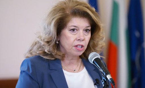 Йотова: България не трябва да бъде &bdquo;ехо&ldquo; на решения, взети от други