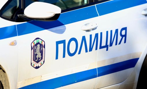 Разбиха незаконно казино в центъра на Бургас, има задържани