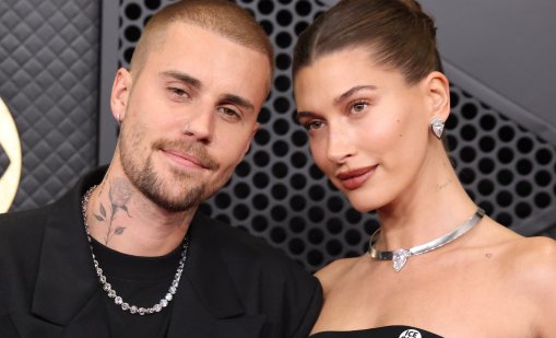 ICE OUT: Политиката стана лична по време на наградите &ldquo;Грами&rdquo; СНИМКИ