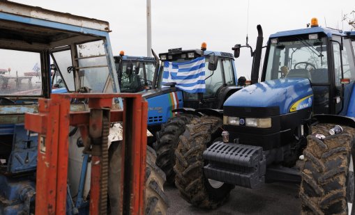 Фермерският протест: Отново спряха движението през ГКПП "Кулата" на ТИР-ове 