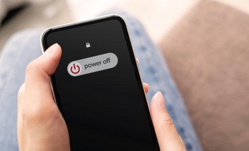 Все повече българи си поставят граници в употребата на мобилни устройства, показва ново проучване