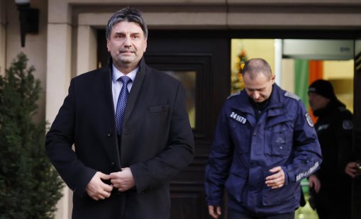 Акция: Полицейски отряд “Кобра” в заложни къщи в София