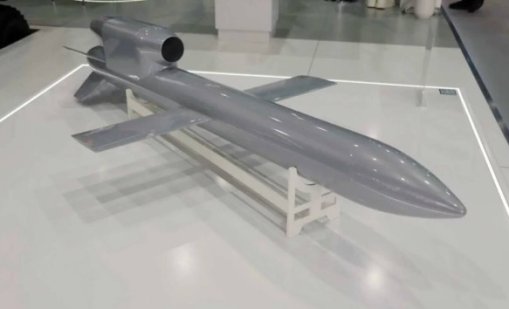 Украйна изпрати ракета "Фламинго" на 2000 км в Русия