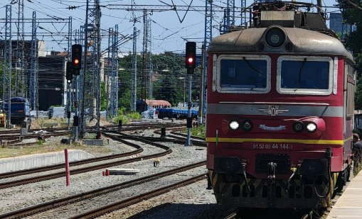 Забравен куфар е причина за евакуация на сутрешния влак Бургас - София 