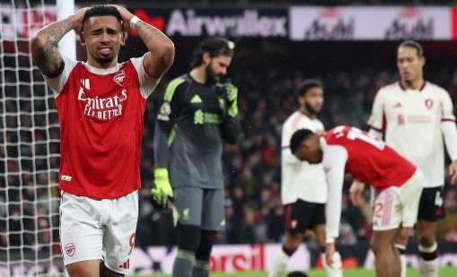 Арсенал пропусна да се възползва напълно от загубата на Манчестър Сити