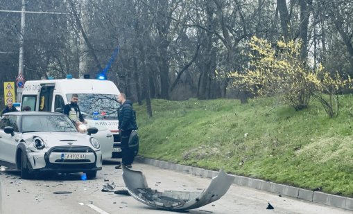 Тежка катастрофа на бул. "Петко Ю. Тодоров&ldquo;, има задръстване