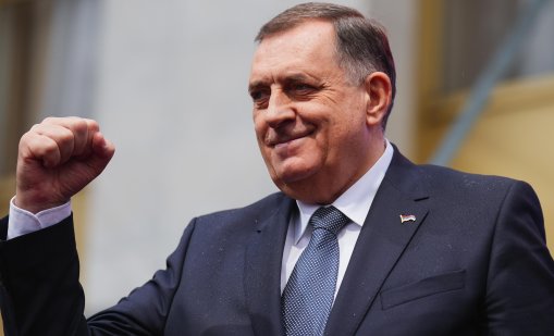 Додик заплаши с референдум, след като президентският му мандат беше анулиран
