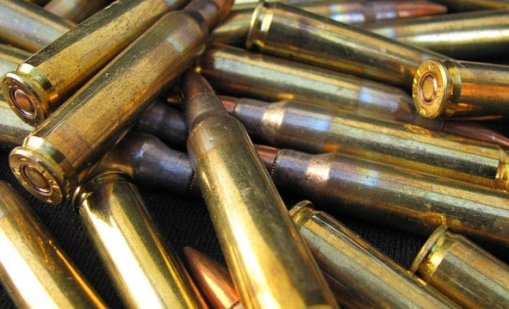 Нов собственик на жилище откри в гардероб арсенал от... ръчни гранати и боеприпаси