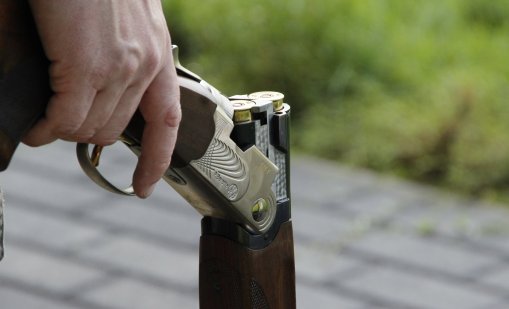 Млад мъж се простреля с ловна пушка в главата в Търново и загина