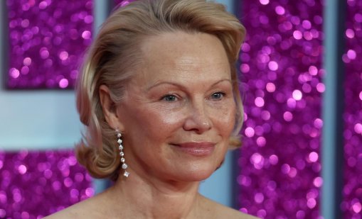 Памела Андерсън иска да си смени името