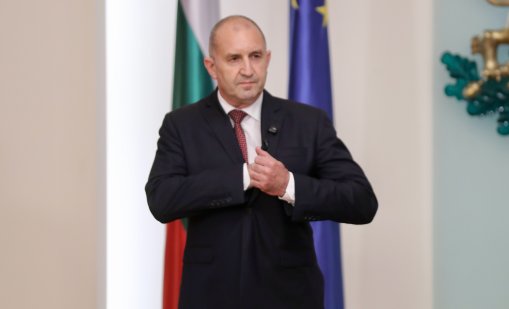 Западните медии: Критикът на ЕС Румен Радев е новият премиер на България
