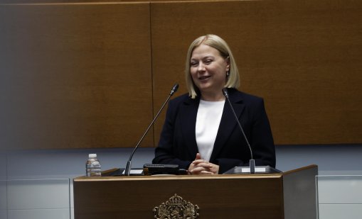 Йорданова: Българският народ измете старата власт и даде отговорност на Радев