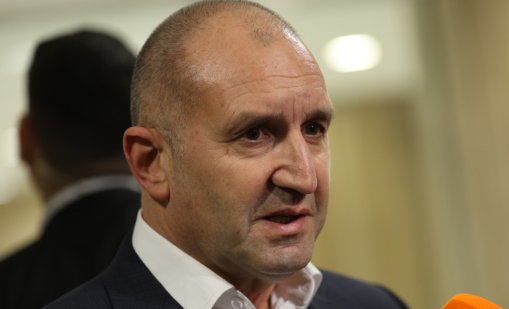 Президентът връчва днес на ПП-ДБ втория мандат за правителство