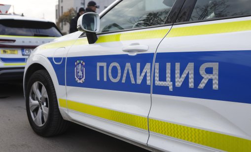 В кадър: Спецакция в София, Бургас и Айтос срещу купуването на гласове