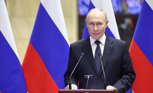 Русия шпионира НАТО, как Путин се възползва от слабите морски закони