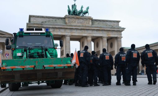 Съд в Берлин се произнася по дело срещу членове на "Хамас&ldquo; за укриване на оръжие в България