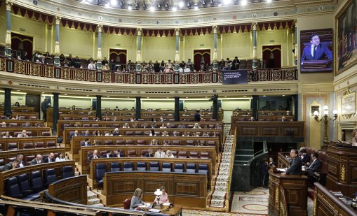 Скандал и лютив спрей в парламента на Испания, 12 пострадали