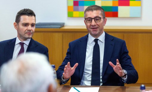 Мицкоски не отстъпва за конституционните промени: Търсим начин да придвижим процеса към ЕС