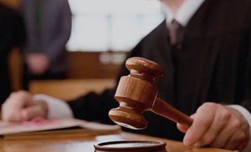 Германски доктор се изправя пред съда за 15 убийства