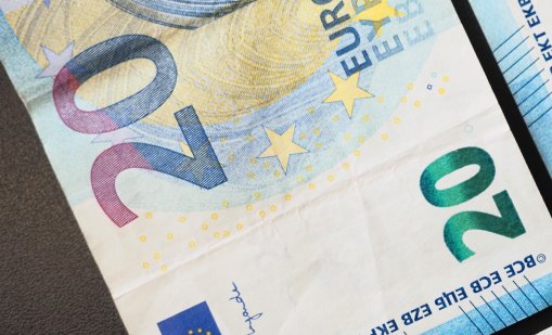 Готви се шок с цените на цигари и горива