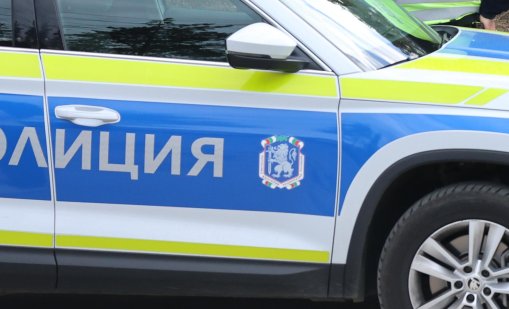 27-годишен е загинал при челен сблъсък между кола и бус край Велинград