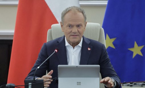 Полша с мерки заради високите цени: Намалява данъците върху горивата 