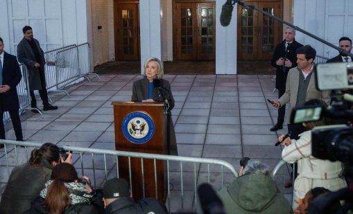 Хилари Клинтън: 7 часа повтарях "не познавам Джефри Епстийн"