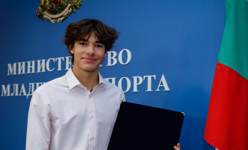 Никола Цолов стана вицешампион във Формула 3