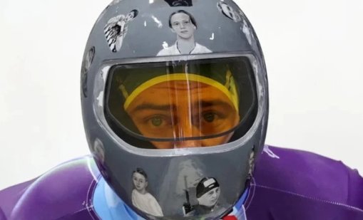 Зеленски награди с орден олимпиеца с "каската на паметта"