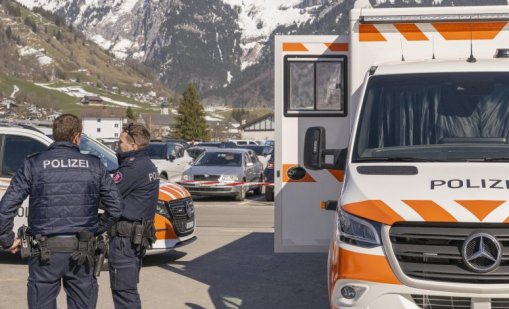 87-годишен шофьор блъсна група ученици в Швейцария