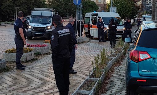 Спешна помощ за починалия полицай: Линейката е пристигнала за 5 минути