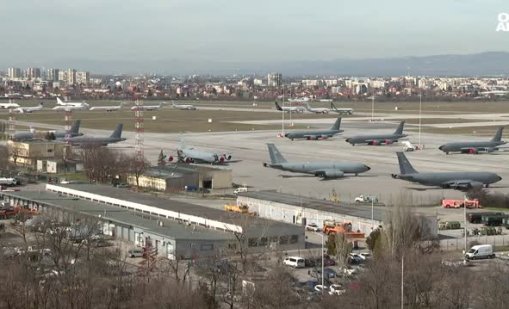 Летището в София ще обслужва само военни полети за няколко часа на 23 и 24 февруари 