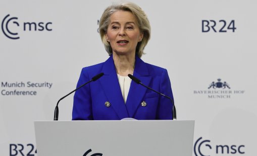 Урсула разкритикува Рюте заради коментара му "Мечтай&ldquo; относно европейската отбрана