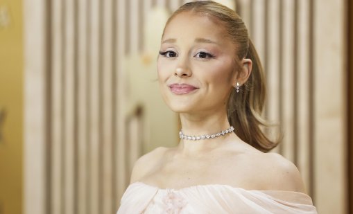 Заради отсъствието ѝ от премиерата на "Злосторница: Част 2": Фенове скочиха на Ариана Гранде