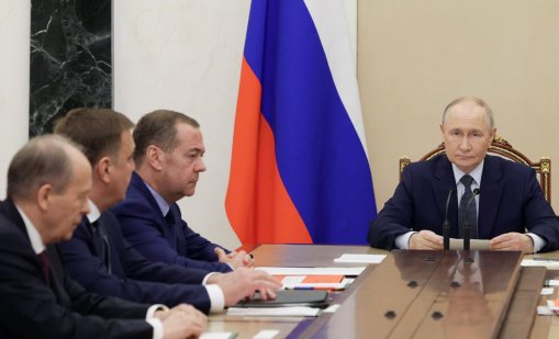 Русия губи петролни приходи в критичен момент за икономиката си