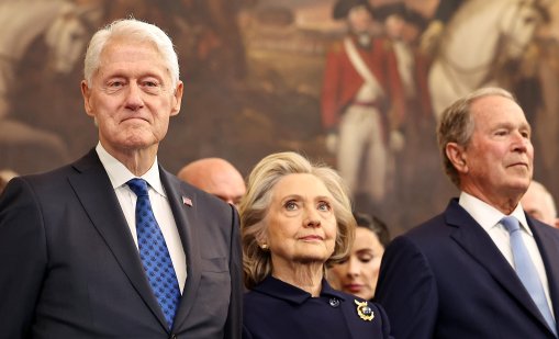 Тръмп подкрепи семейство Клинтън заради случая "Епстийн"