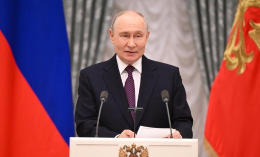 Точка за Путин: Брюксел саботира дипломацията, а сега търси място на масата