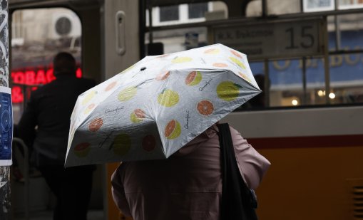 Днес дъжд, гръмотевици и бързо захладняване  