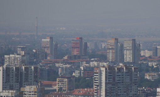 София и Пернишко под димна завеса заради пожари на Балканите*