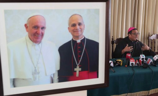 Монахиня: В завещанието си Франциск остави пари за линейки в Украйна