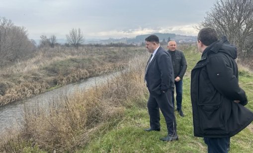 Провериха критични участъци при водосбора на река Струма и река Конска